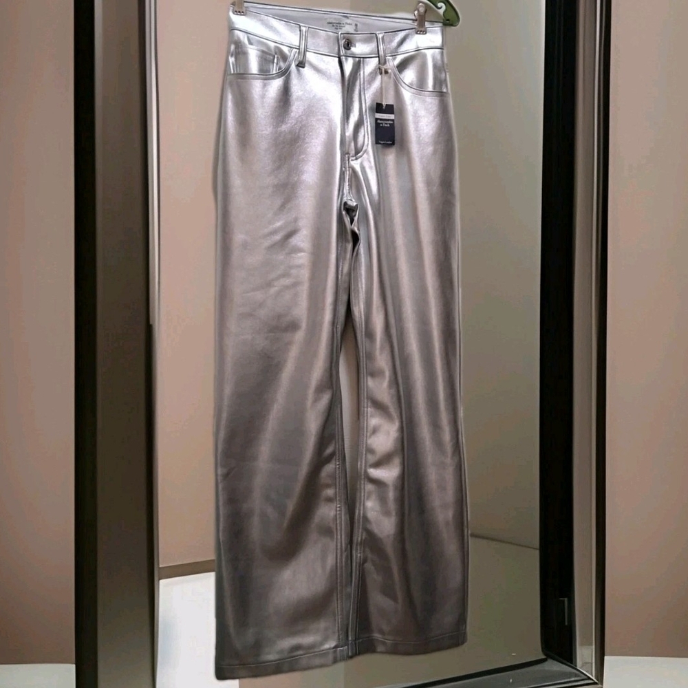 New Abercrombie & Fitch Metallic Silver Vegan Leather Pants 90s Straight Sz 2